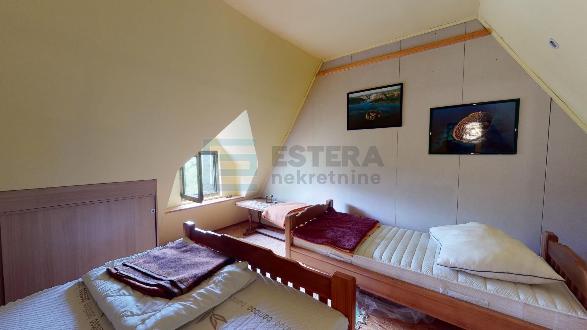 Maison À vendre - Ličko-senjska Udbina