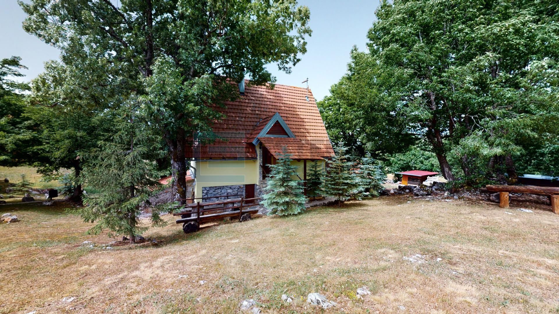 Maison À vendre - Ličko-senjska Udbina