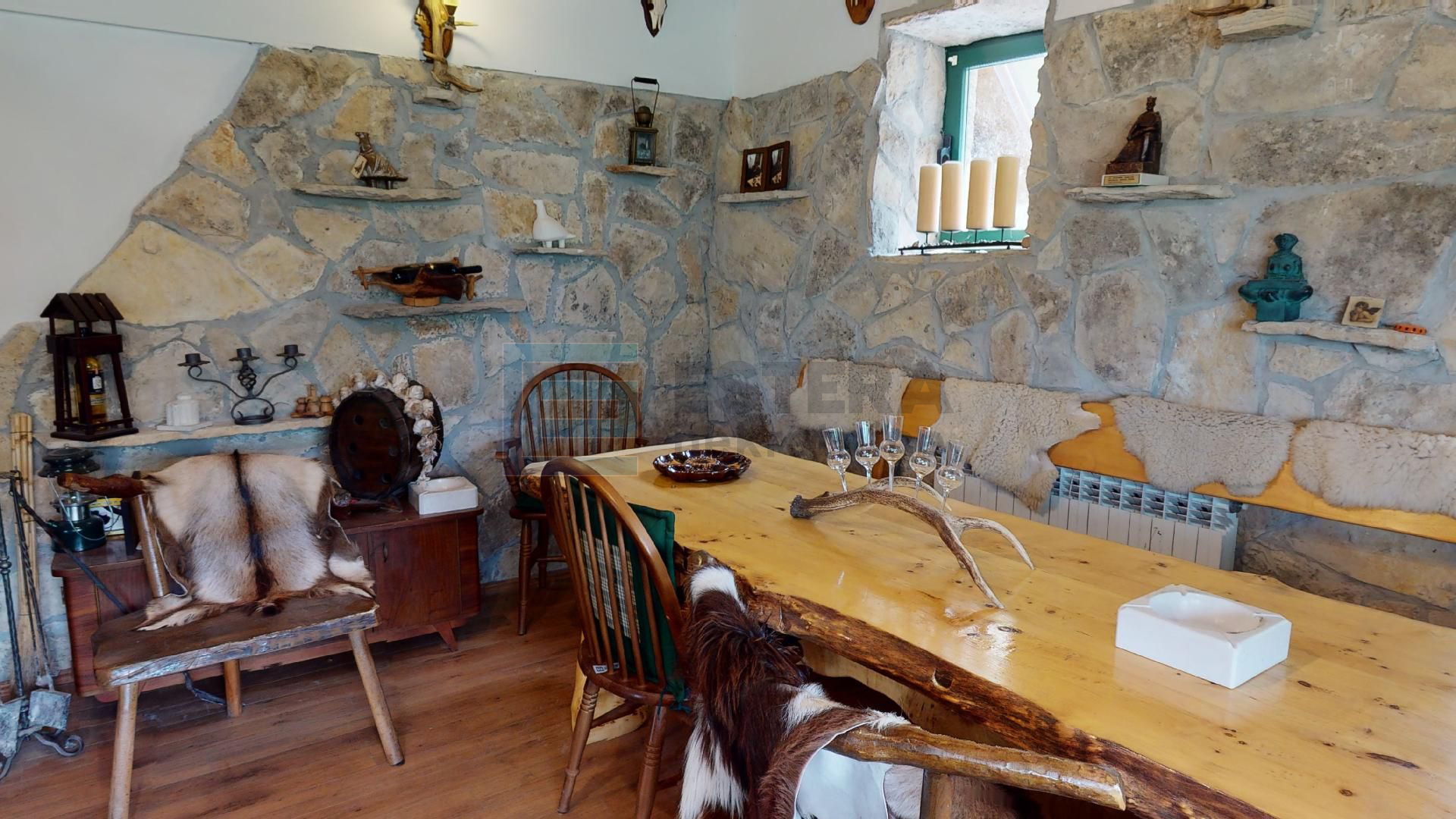 Maison À vendre - Ličko-senjska Udbina