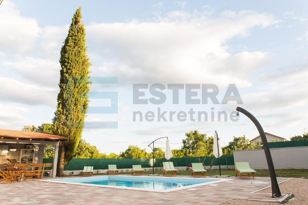Casa In vendita - Zadarska Perušić Benkovački - foto 2/21
