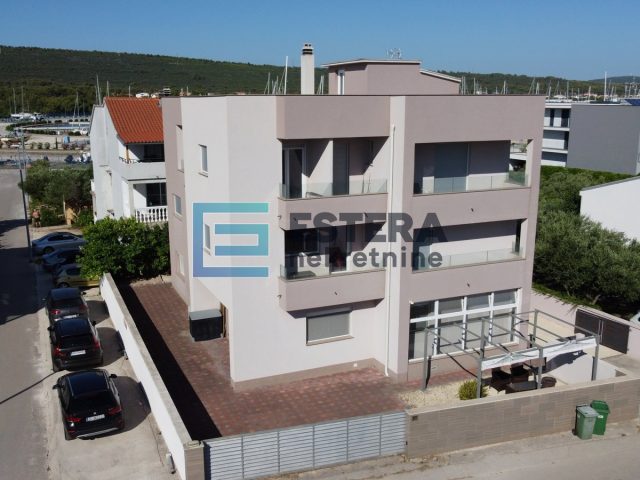 House for sale 635 m² – Bibinje