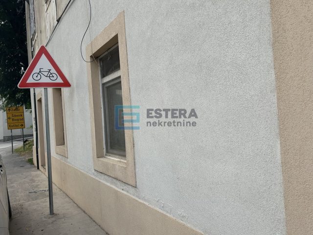 Commerciale in vendita 83 m² – Benkovac