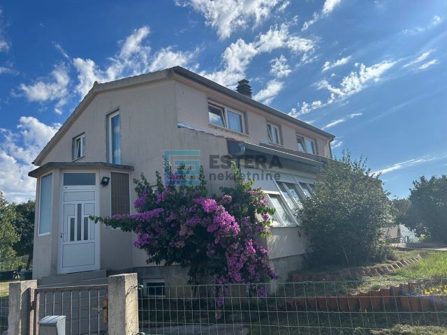 Casa in vendita 230 m² – Poličnik