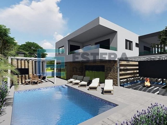 Haus zu verkaufen 330 m² – Sukošan
