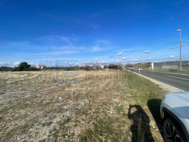 Land For sale Polača