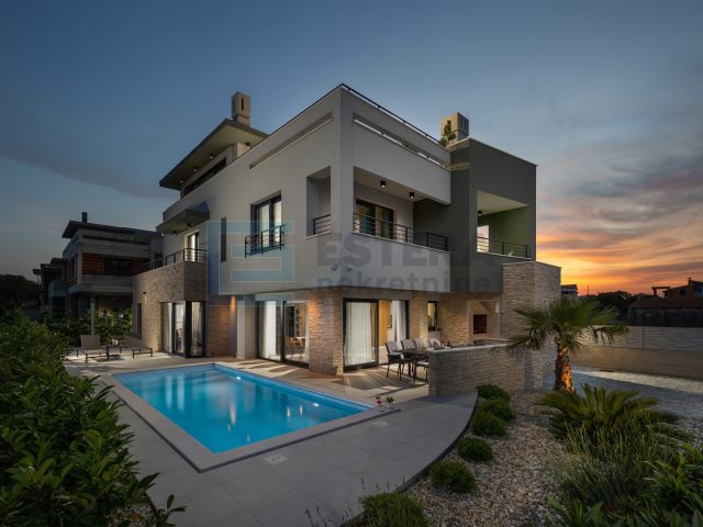 Haus Zu verkaufen Bibinje