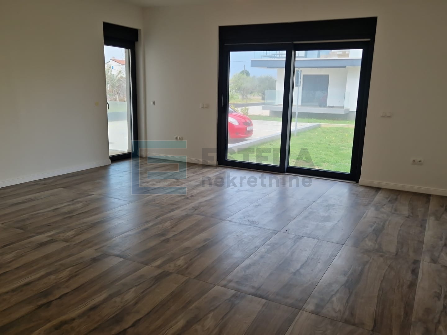 Apartmán Na predaj - Privlaka - foto 3/13