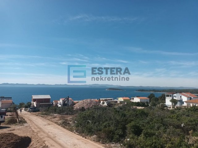 Parcela naprodaj 536 m² – Pašman
