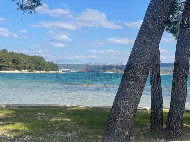 Land For sale Pašman