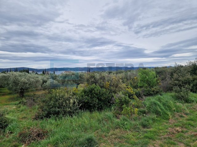 Zemljište na prodaju 3467 m² – Sveti Filip I Jakov