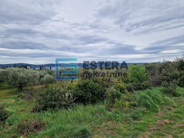 Pozemok na predaj 3467 m² – Sveti Filip I Jakov