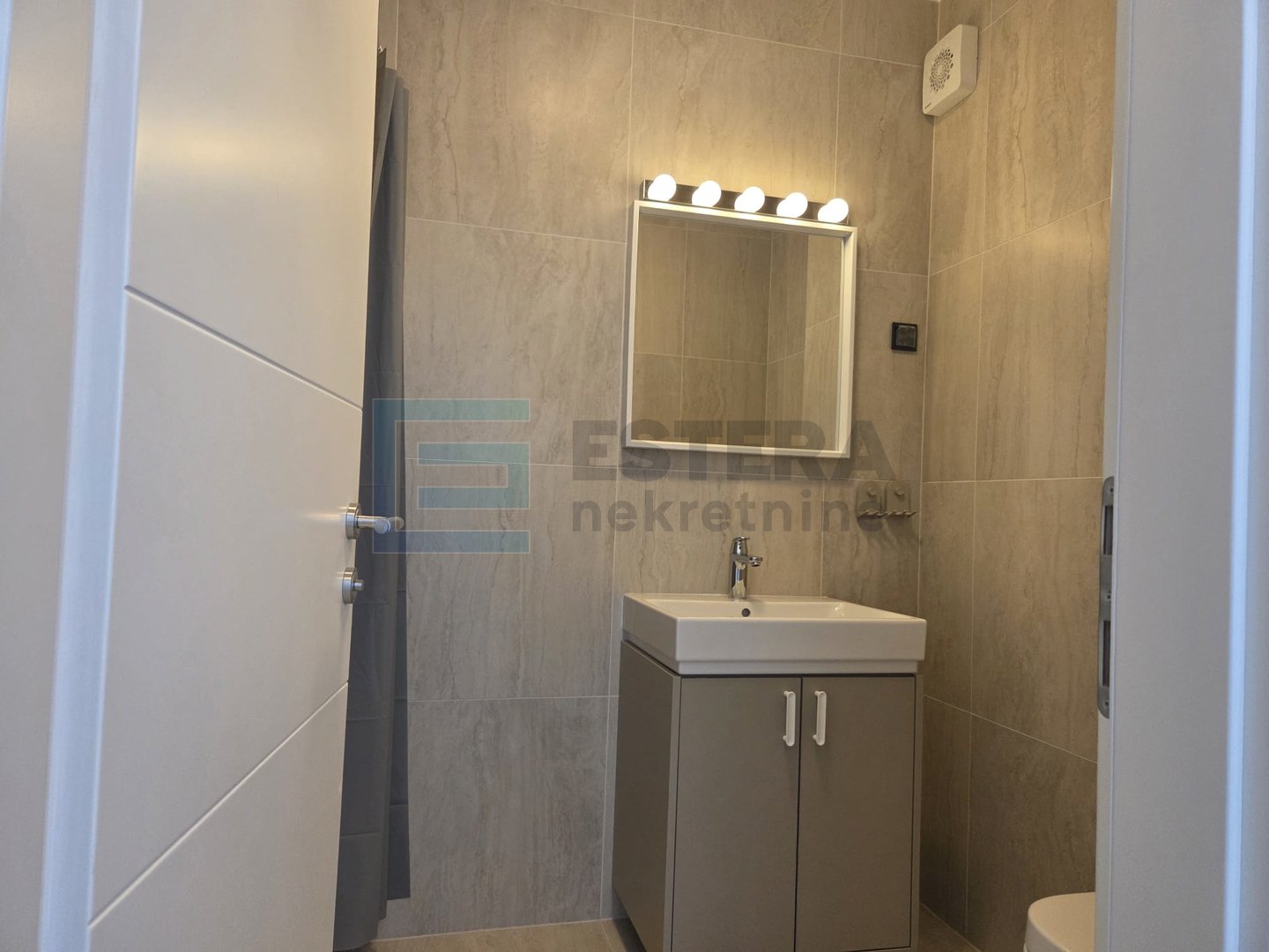 Appartamento In vendita - Grad Zagreb Otok