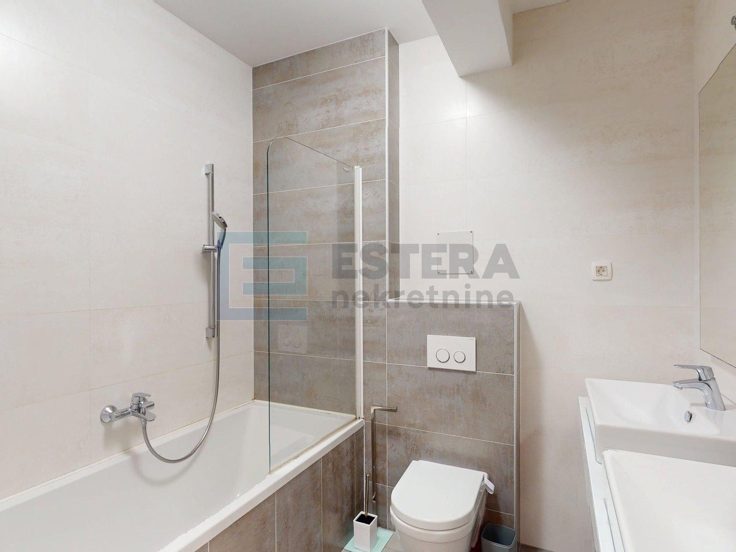 Flat For sale - Šibensko-kninska Srima