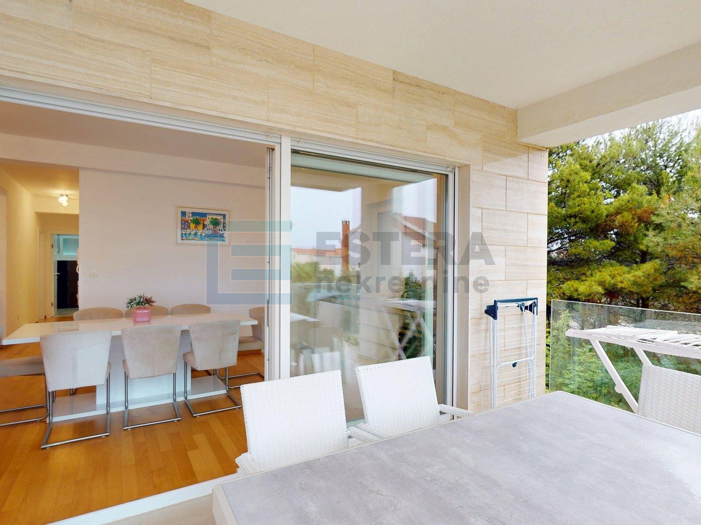 Flat For sale - Šibensko-kninska Srima