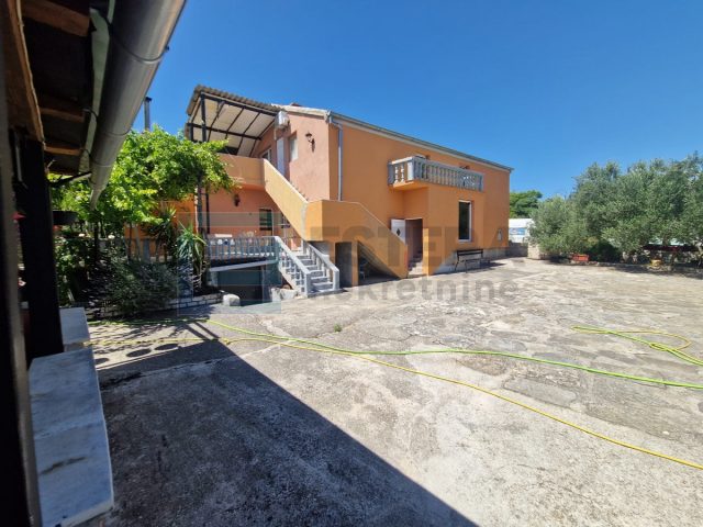 Casa in vendita 350 m² – Benkovac