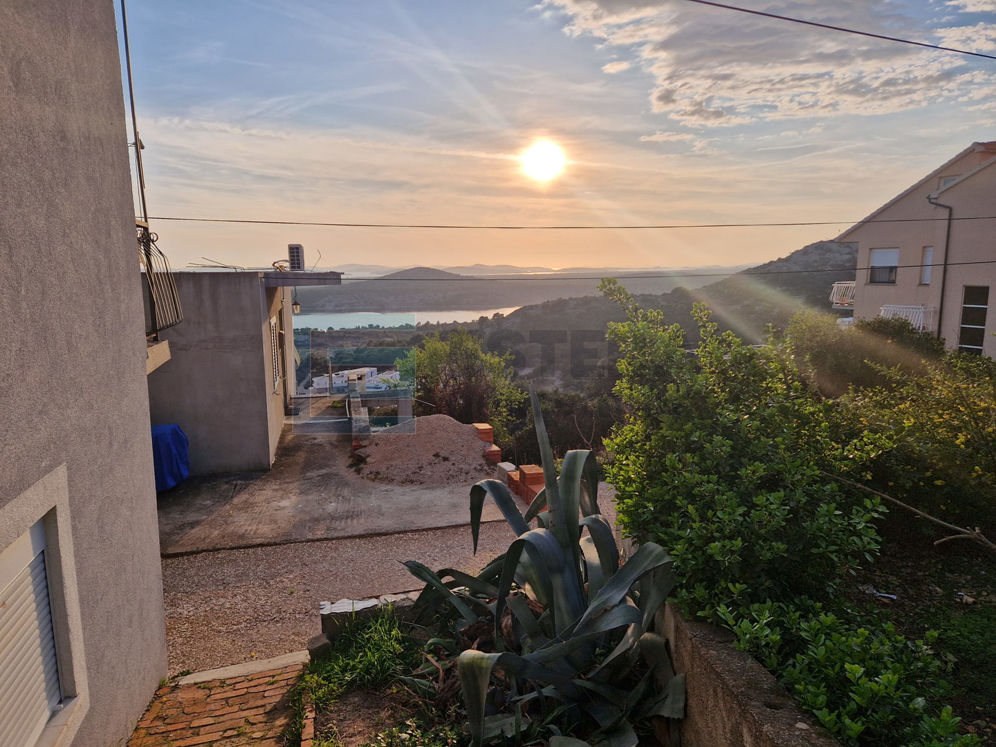 House For sale -  Meterize