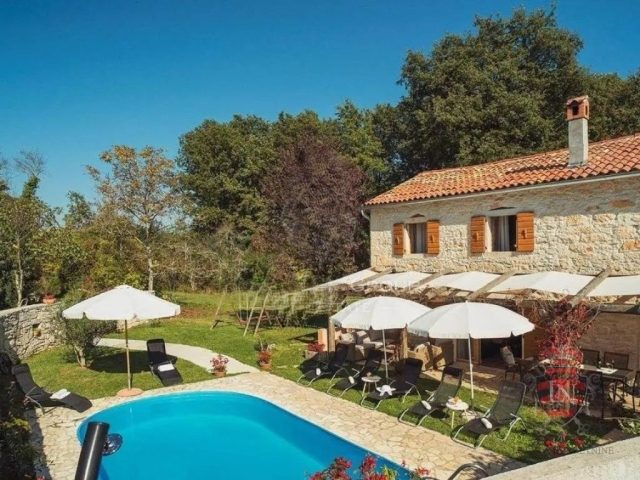 Kuća na prodaju 190 m² – Gračišće