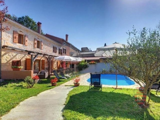 Kuća Na prodaju - Istarska županija Gračišće - foto 2/24
