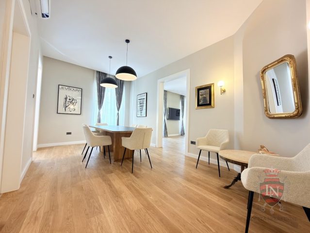 Locaux commerciaux à louer 92 m² – Donji Grad