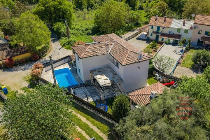 Kuća na prodaju 131 m² – Sveti Lovreč