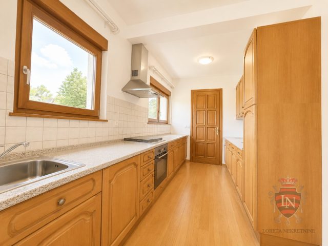 Maison À vendre - Grad Zagreb Podsljeme - foto 3/33