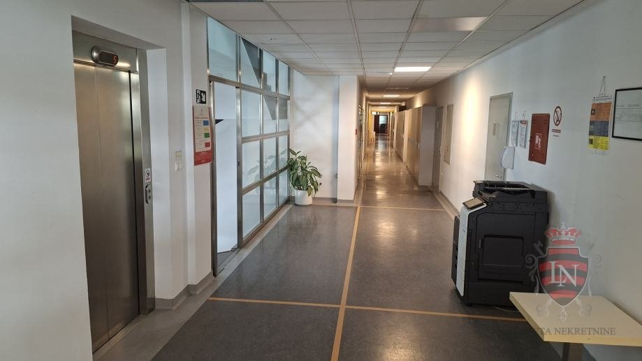 Business premises For rent - Grad Zagreb Peščenica - Žitnjak