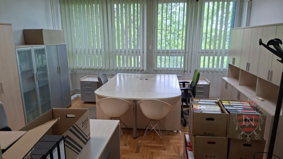 Business premises For rent - Grad Zagreb Peščenica - Žitnjak
