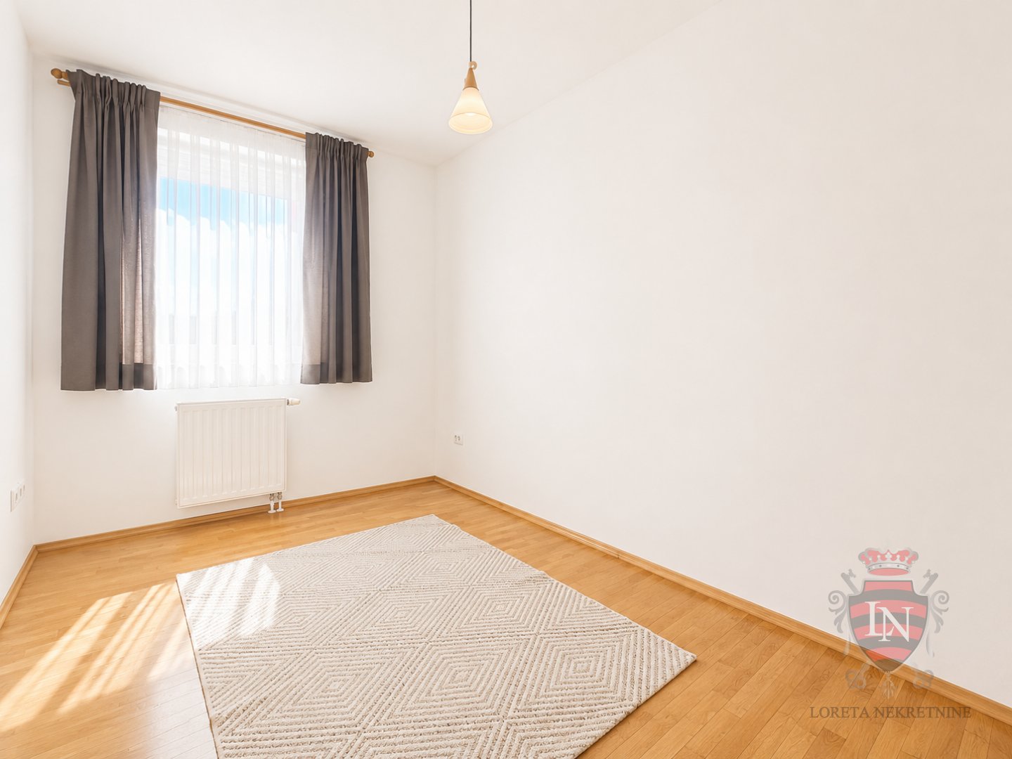 Appartement À louer - Grad Zagreb Stenjevec