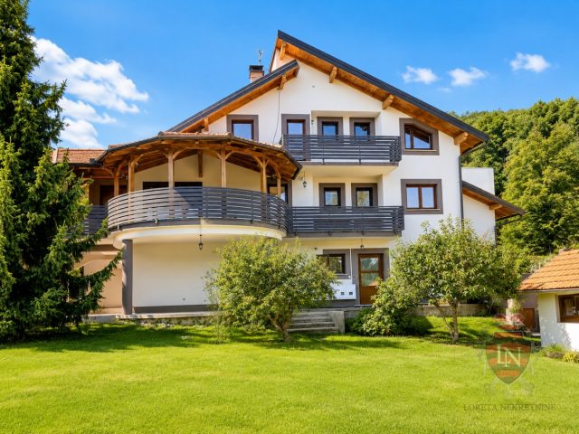 House for sale 270 m² – Samobor