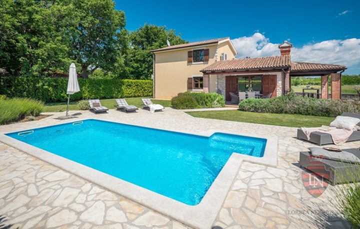 Dům na prodej 144 m² – Poreč