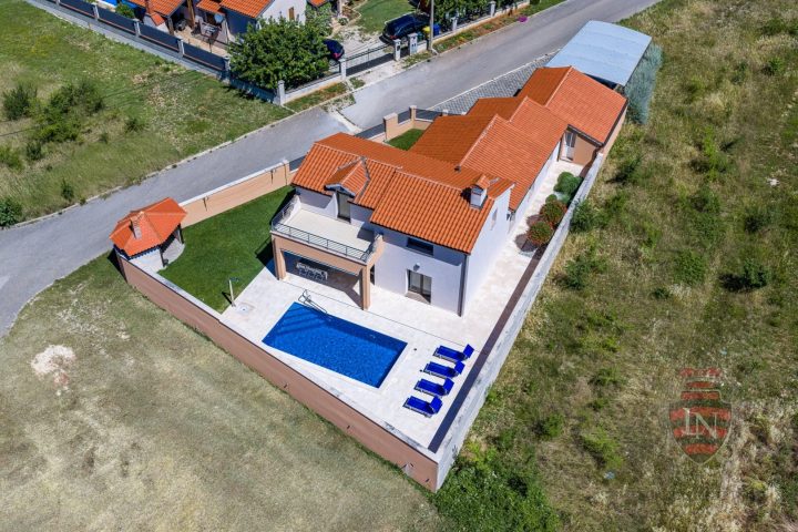 Casa In vendita - Istarska županija Svetvinčenat - foto 2/40