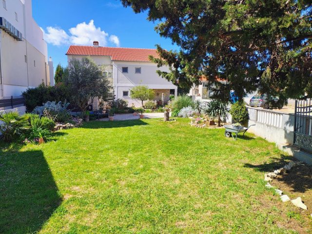 Haus zu verkaufen 240 m² – Sukošan