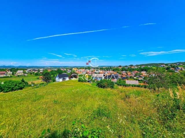 Pozemok na predaj 700 m² – Ivanec