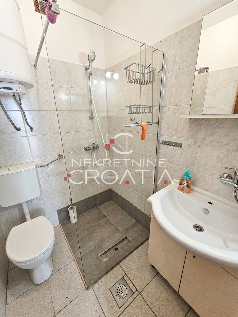 Flat For sale - Ličko-senjska Prizna