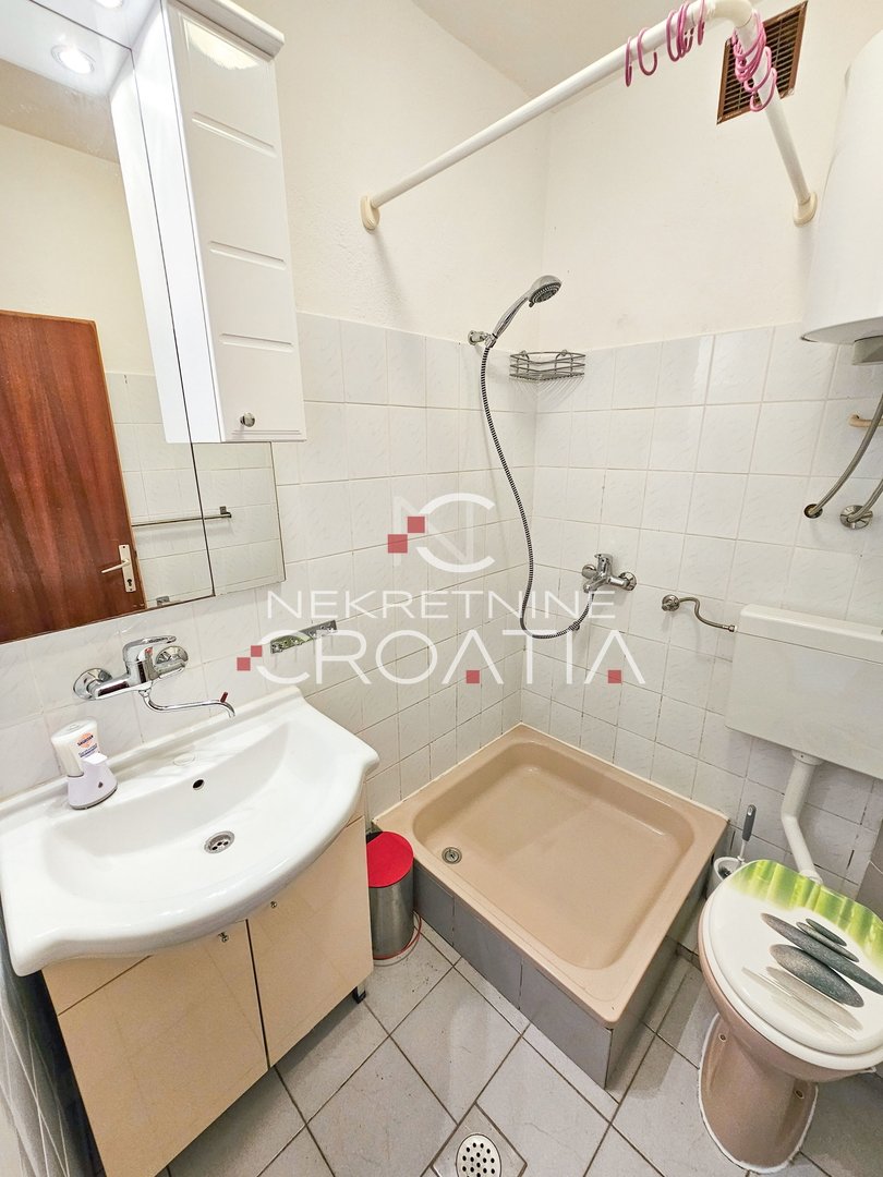 Flat For sale - Ličko-senjska Prizna