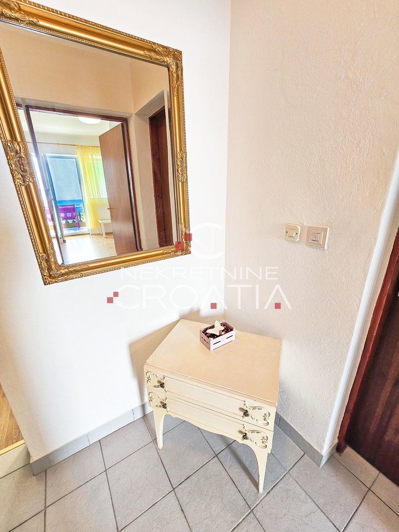 Flat For sale - Ličko-senjska Prizna