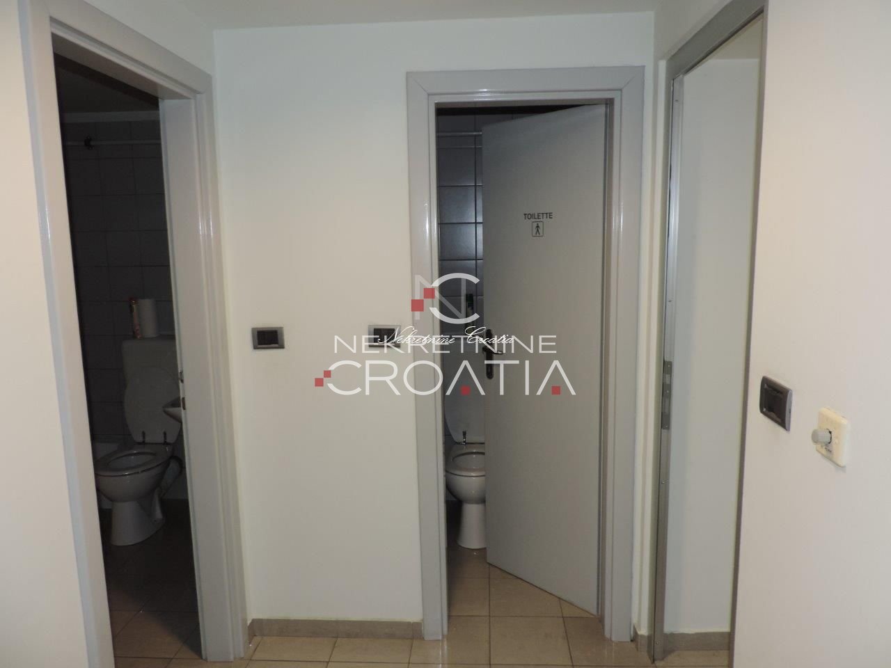 Poslovni prostor Za najam - Varaždinska Centar