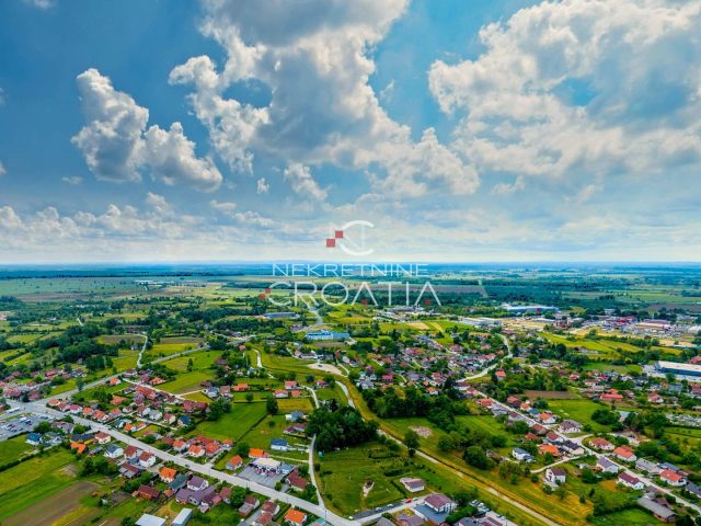 Lokal użytkowy na sprzedaż 1219 m² – Ivanić Grad