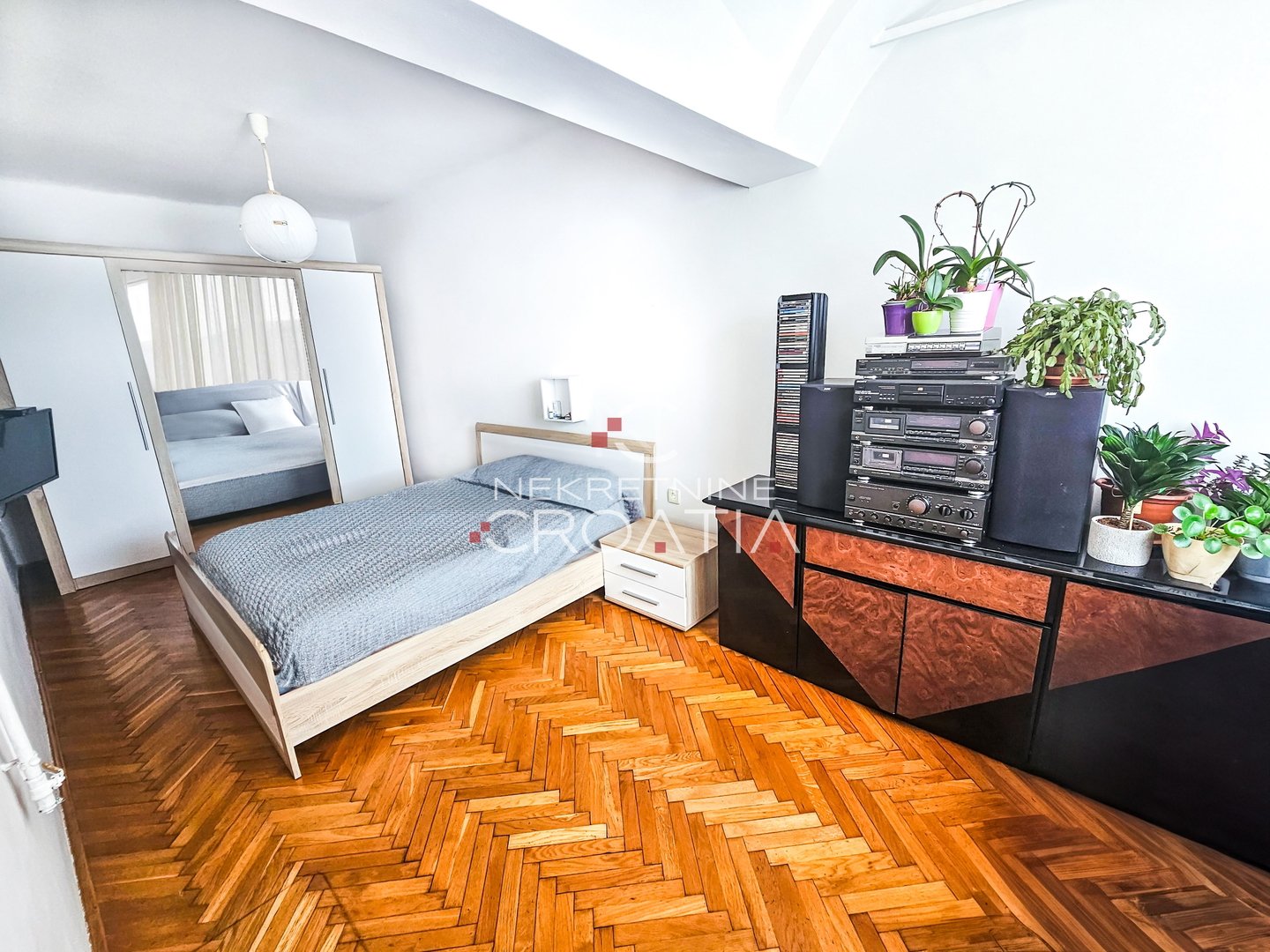 Apartma Na predaj - Varaždinska Centar