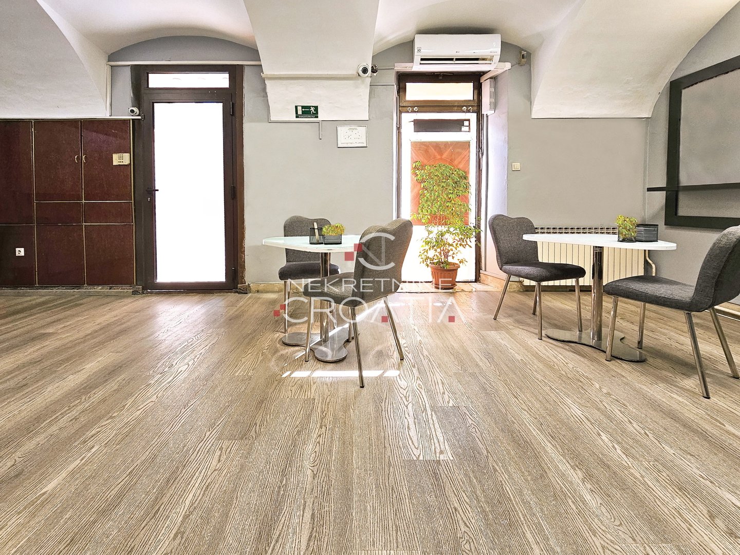 Apartma Na predaj - Varaždinska Centar