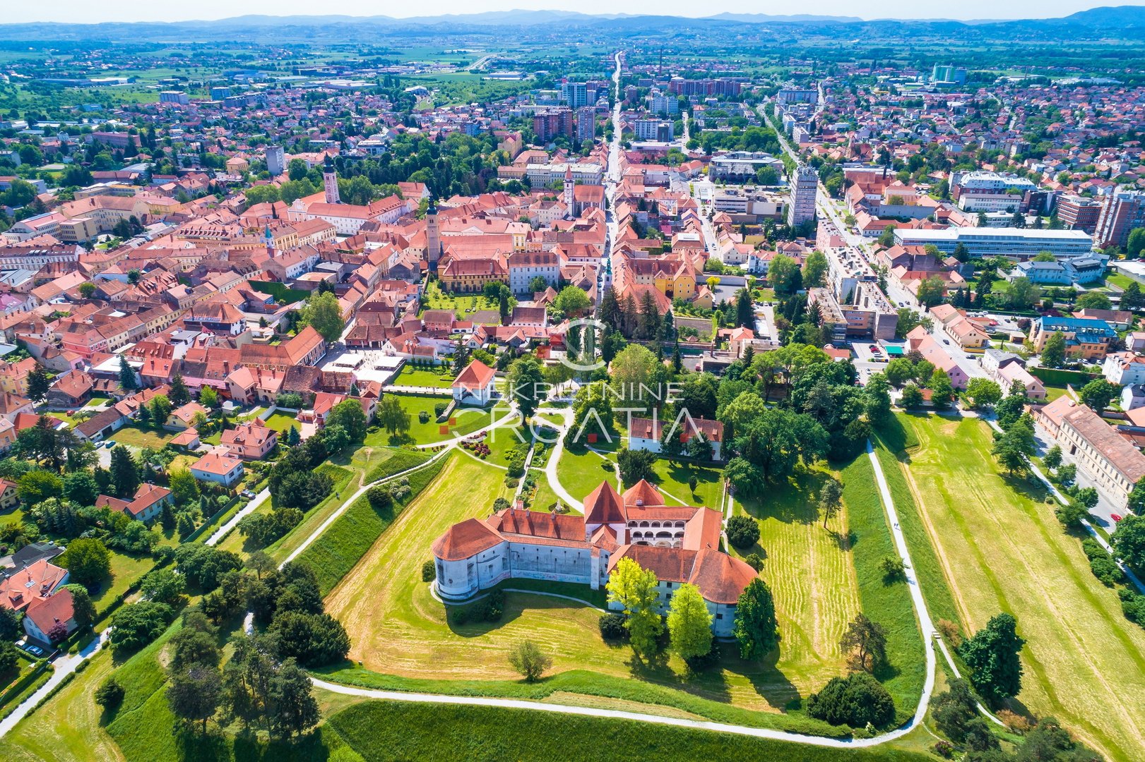Locaux commerciaux À vendre - Varaždinska Centar - foto 1/1