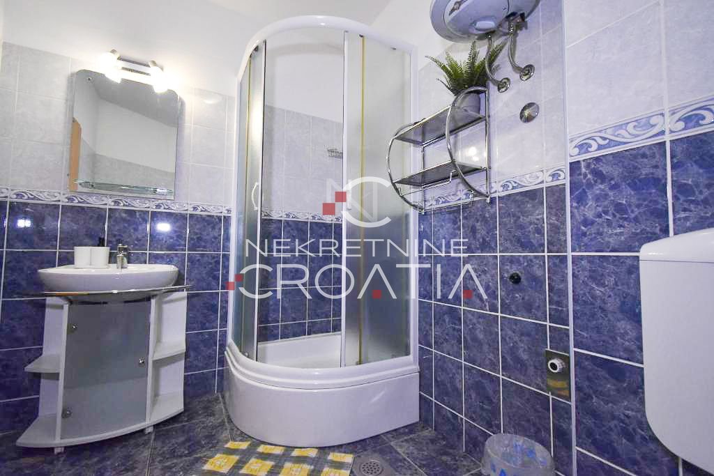 Maison À vendre - Splitsko-dalmatinska Seget Donji