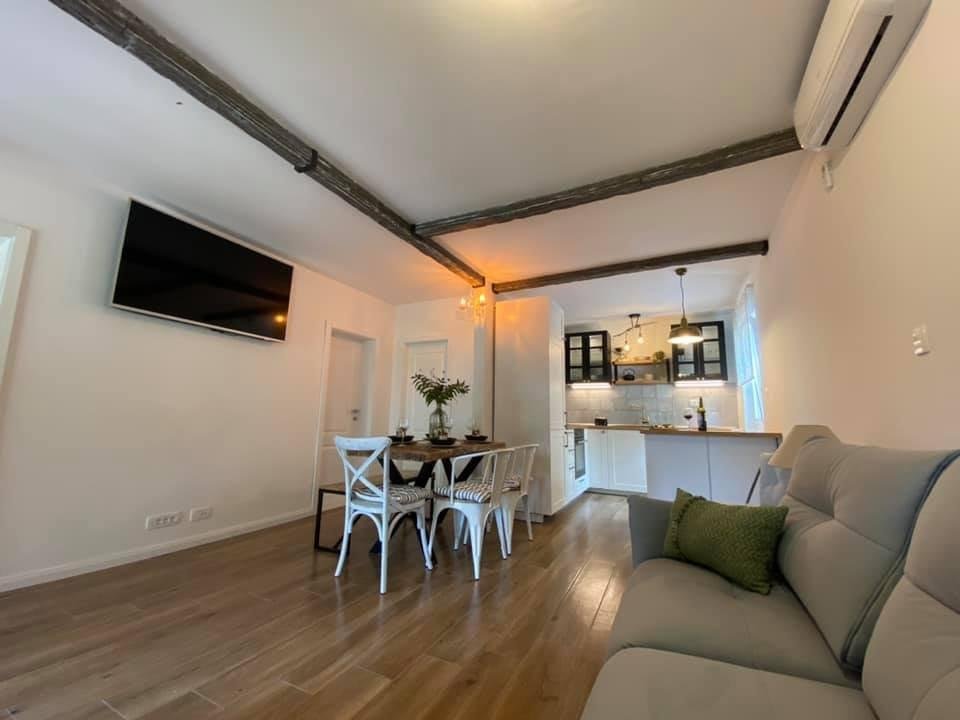 Hotel For sale - Splitsko-dalmatinska Podgora