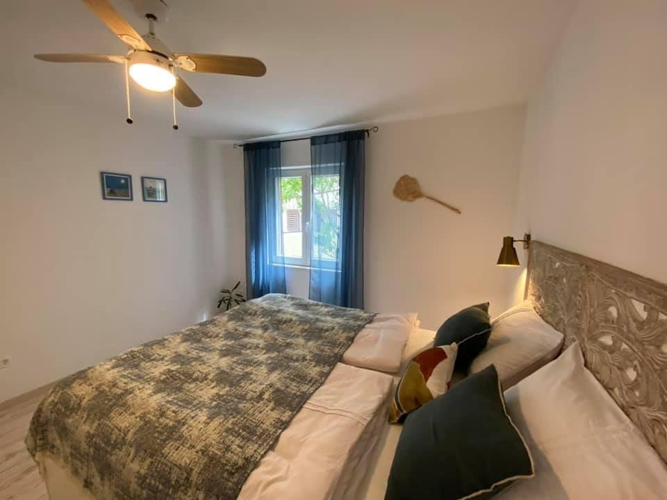 Hotel For sale - Splitsko-dalmatinska Podgora