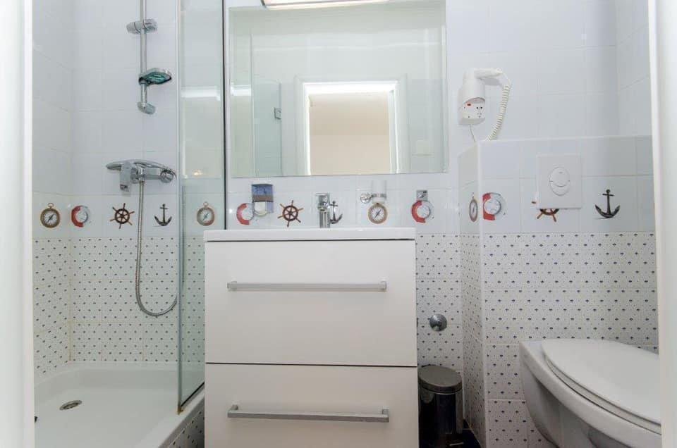 Hotel For sale - Splitsko-dalmatinska Podgora