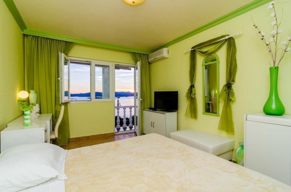 Hotel Na predaj -  Pelješac
