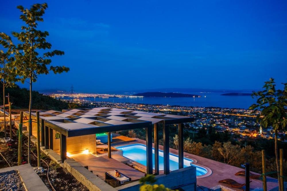 Casa In vendita - Splitsko-dalmatinska Split