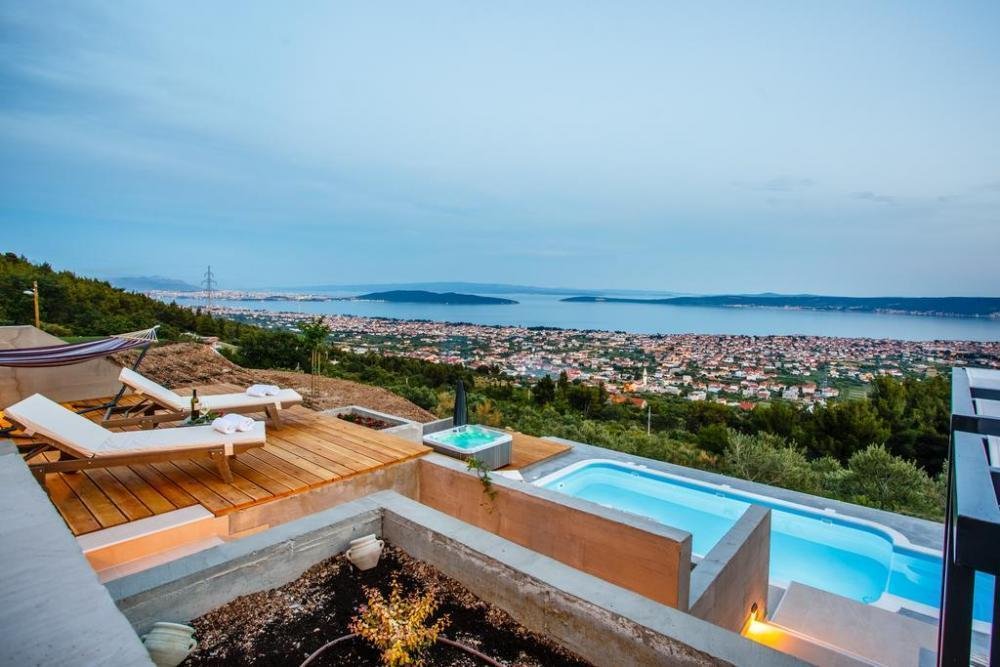 Casa In vendita - Splitsko-dalmatinska Split