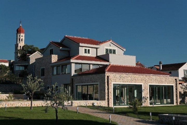 Haus zu verkaufen 700 m² – Murter