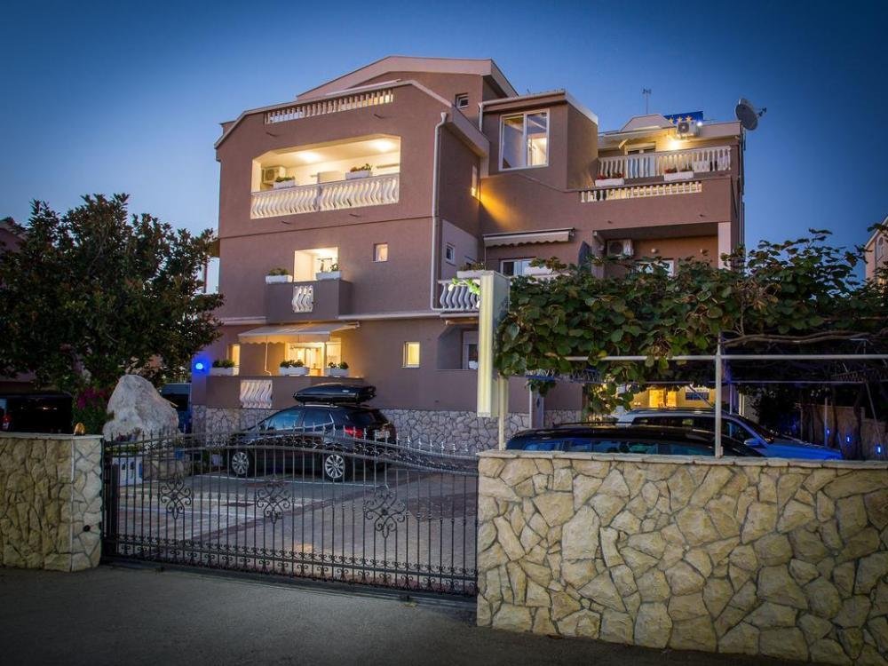 Hotel Na predaj - Zadarska Zadar - foto 1/14